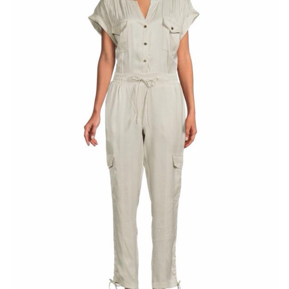 Elie Tahari Cream Button-Front Jumpsuit
